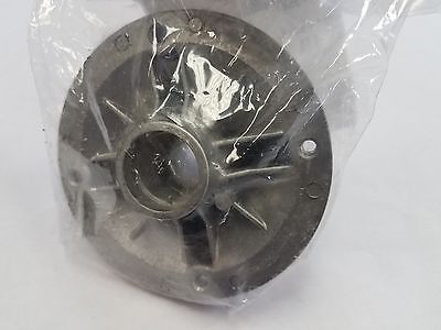 Toro 100-3547 HOUSING-SPINDLE OEM